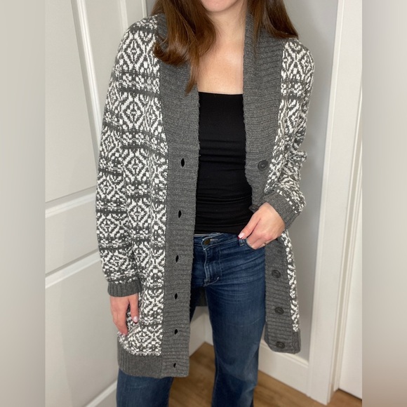 Grey & White Patterned Cardigan - Picture 1 of 7